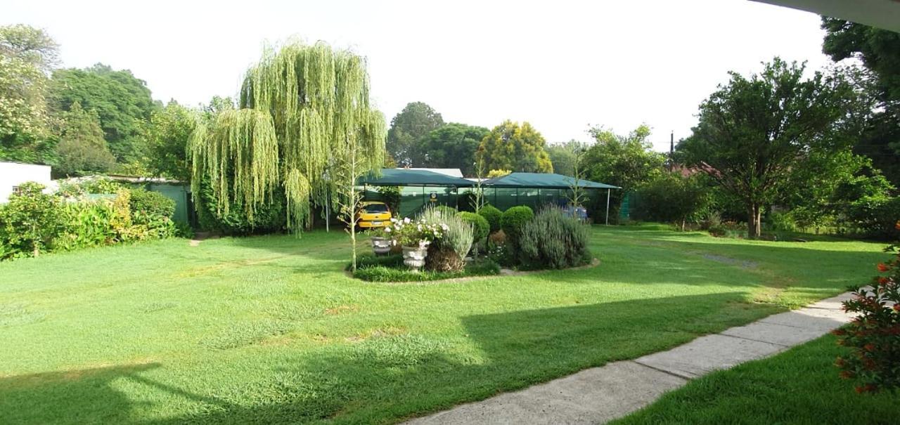 Chez Nous Bed And Breakfast & Self Catering Dundee Bagian luar foto