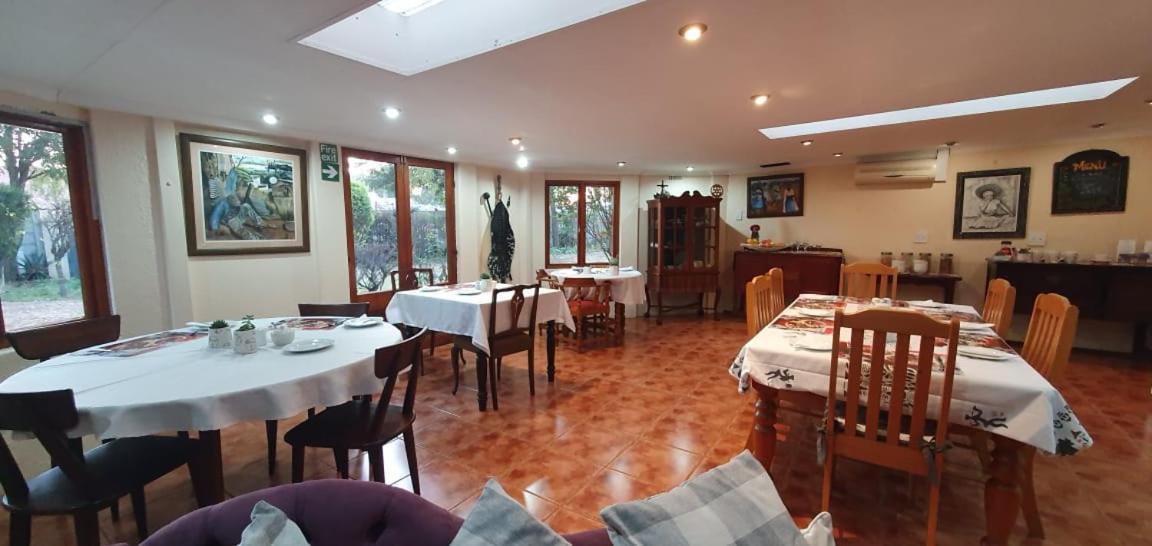 Chez Nous Bed And Breakfast & Self Catering Dundee Bagian luar foto